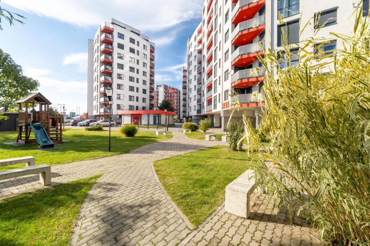 Ari Red Apartment In Complexul Ared Kaufland Arad Exterior foto