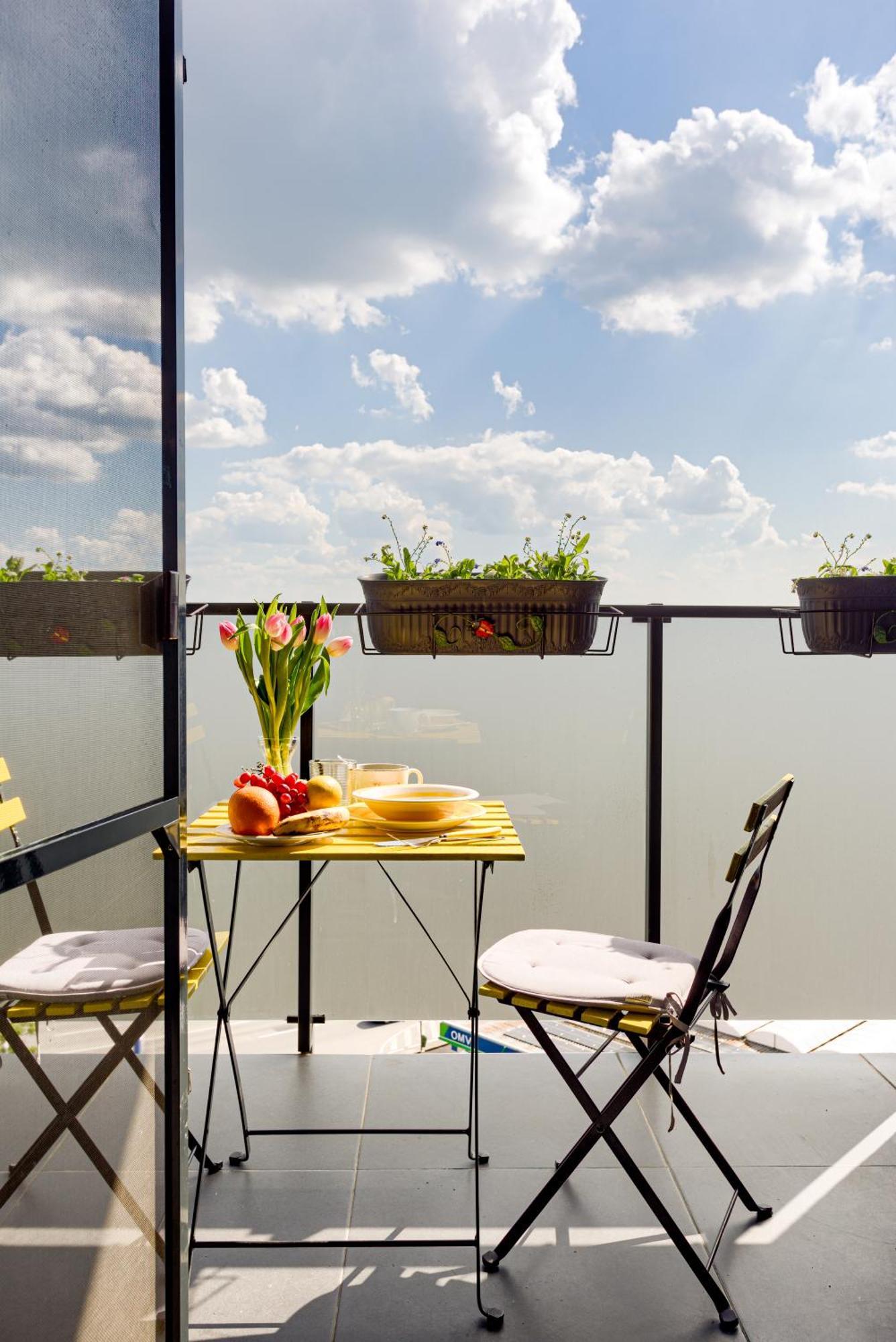 Ari - Ared Luxurious Apartments With Balcony & Free Parking Arad Exterior foto
